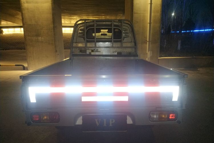 Used Wuling Rongguang Small Truck 2023 1.5L Double-Cab LAR
