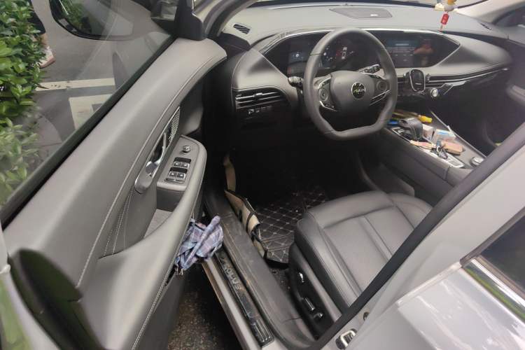 Used Dongfeng Aeolus Huge 2022 Mach Power 1.5T Dare-to-Love Edition Driver Seat