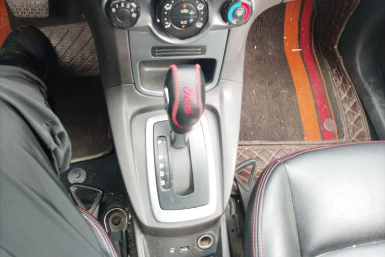 Used Ford Fiesta 2013 Hatchback 1.5L Automatic Fashion Edition