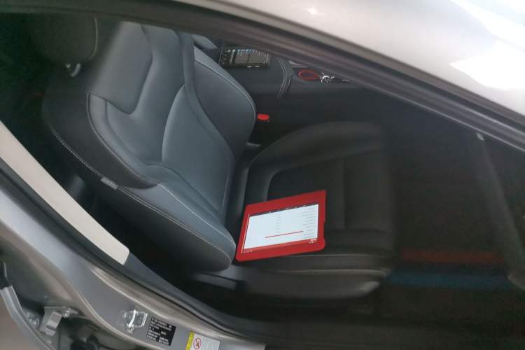 Used Bestune B70 2021 1.5T Automatic 15th Anniversary Edition Right Front Seat