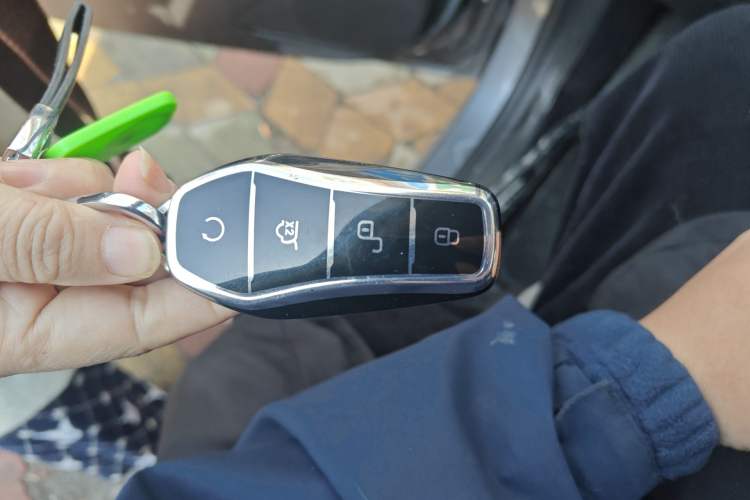 Used BYD Destroyer 05 2024 HONOR Edition DM-i 55KM Luxury Model Vehicle Key