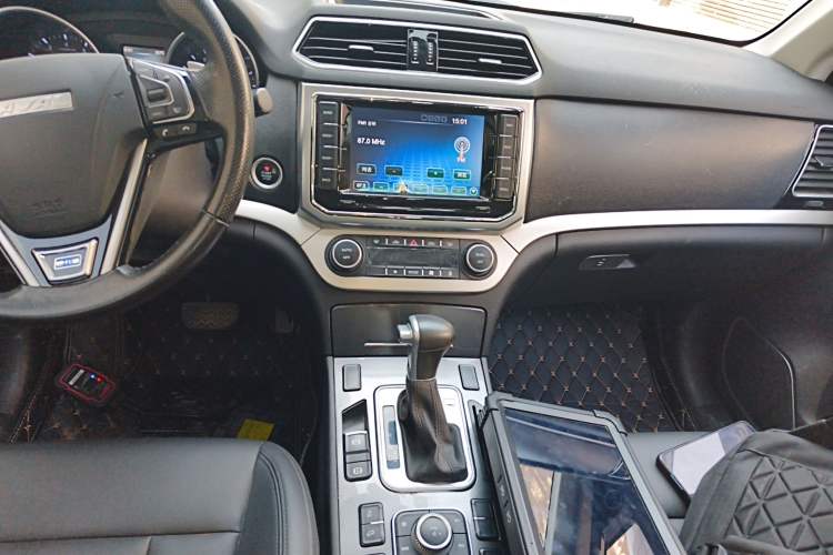 Used Haval H6 Coupe 2016 Blue Label 1.5T Automatic Two-Wheel Drive Urban Model Audio And AC Panel