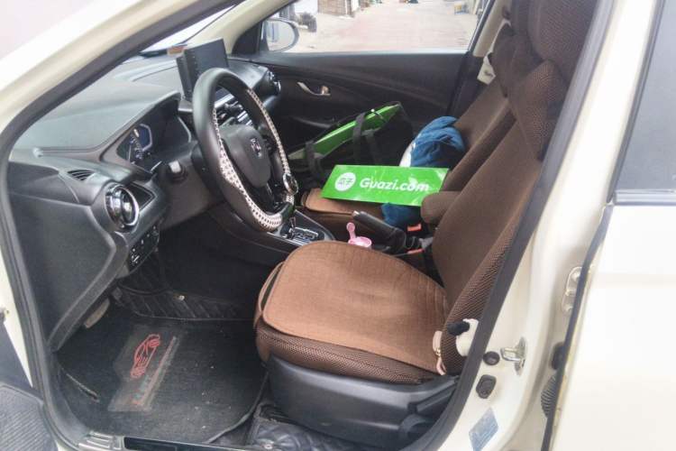 Used CHANGAN Alsvin 2019 1.5L DCT Comfort Model China VI Standard
