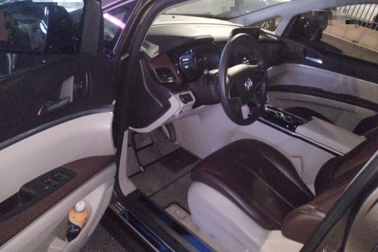 Used Buick GL8 2021 Land Cruiser Executive Class 652T Comfort Model