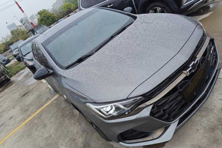 Used Chevrolet Monza 2022 Light Hybrid RS 330T Automatic Comfort Edition Front Right 45 Deg