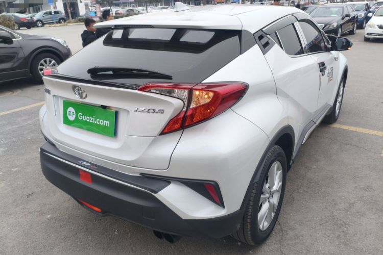 Used Toyota IZOA 2023 2.0L Yixing Version
