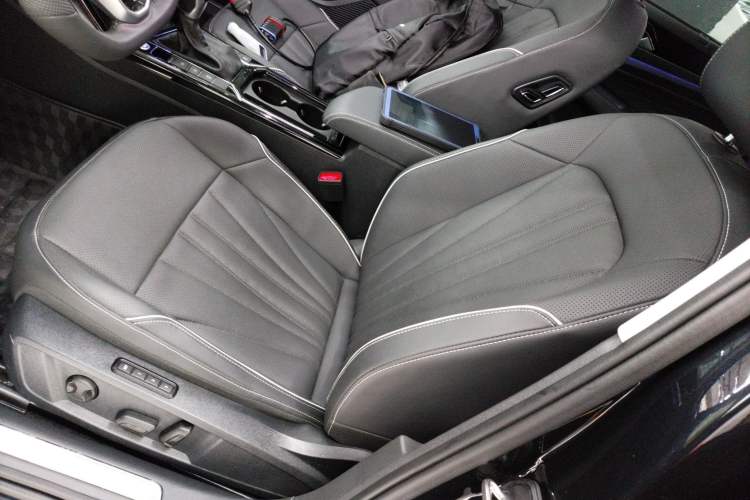 Used Volkswagen Passat 2024 380TSI Starry Dragon Edition