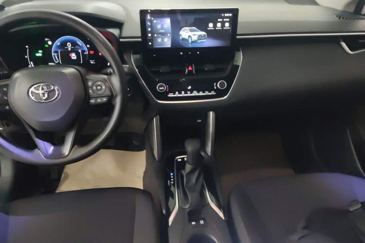 Used Toyota Corolla Cross 2023 Dual-Motor 2.0L Pioneer Edition Gear Lever