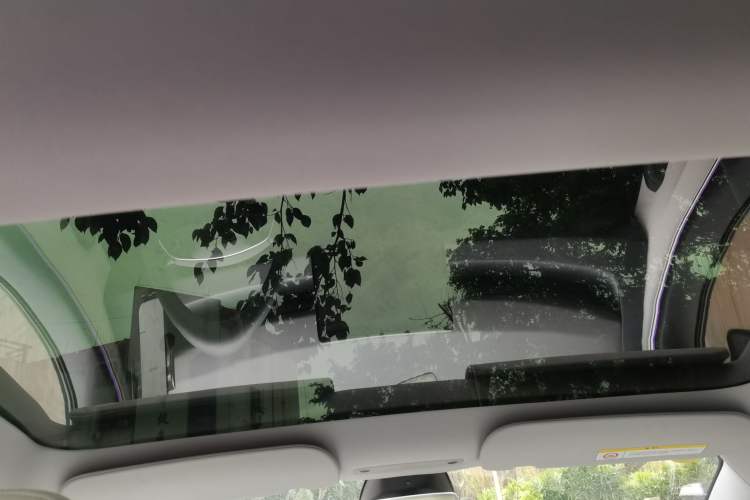 Used Tesla Model 3 2024 High-Performance All-Wheel-Drive Version