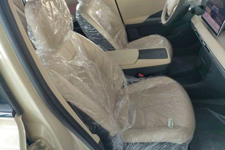 Used Dongfeng NAMMI 06 2025 471 Ultra
