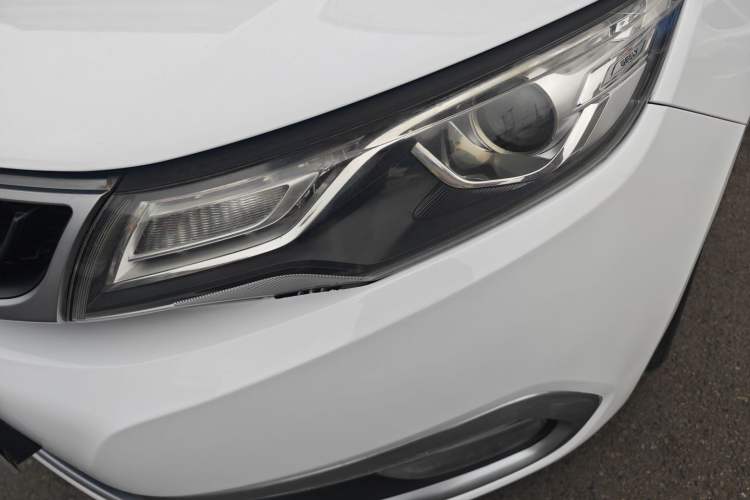 Used Geely Auto Emgrand GL 2017 1.8L DCT Elite Model Left Front Headlight