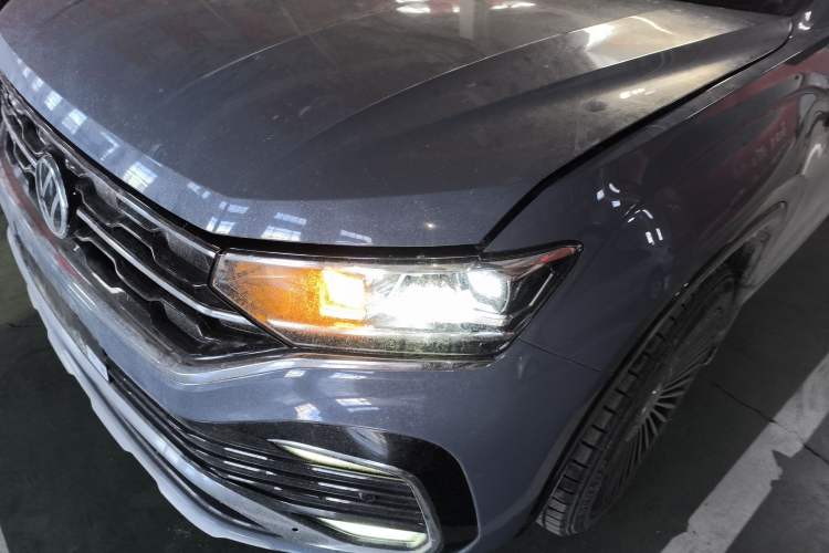 Used Volkswagen Tayron X 2020 330TSI Two-Wheel Drive Luxury Smart Connectivity Version
