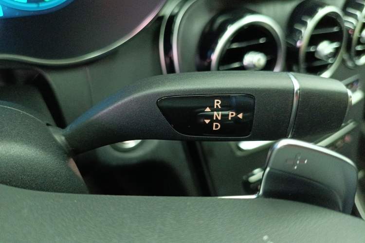 Used Mercedes-Benz C-Class 2020 C 260 L Sport Edition Gear Lever
