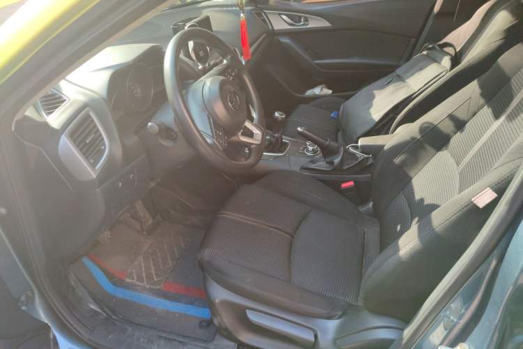 Used Mazda Mazda 3 Axela 2017 Sedan 1.5L Manual Luxury Model Emission Standard China V