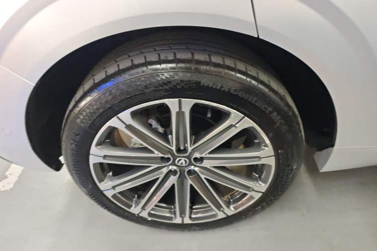 Used CHANGAN UNI-K 2023 2.0T Two-Wheel Drive Yue Ling Trim