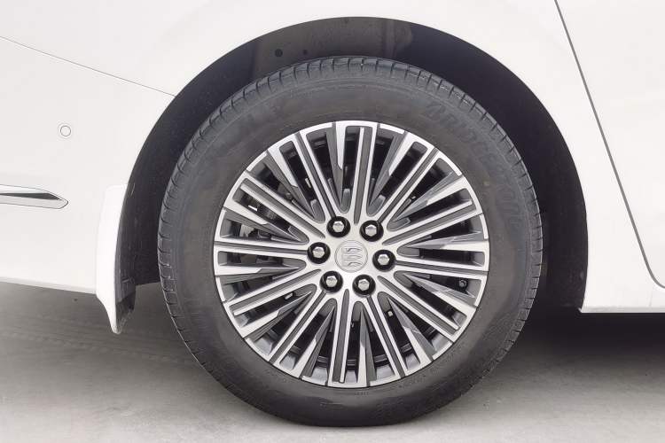 Used Buick GL8 New Energy 2024 Lu Zun Luxury Edition 7-Seater