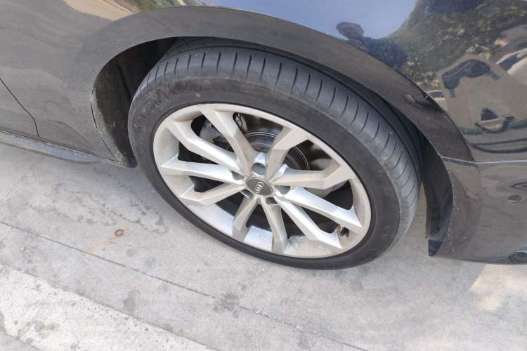 Used Audi A4L 2019 40 TFSI Fashion Version China V