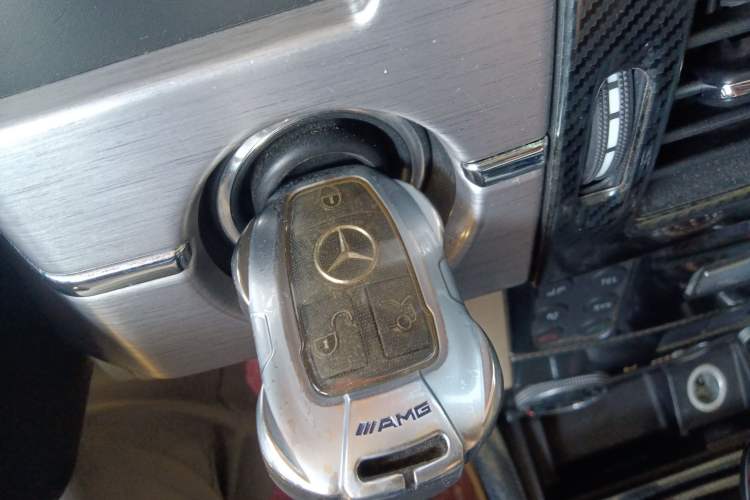 Used Mercedes-Benz GLK-Class 2011 GLK 300 4MATIC Fashion Model Vehicle Key