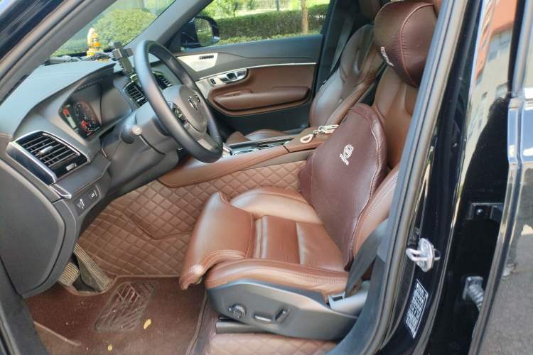 Used Volvo XC90 2022 B6 Zhiya Luxury 7-Seater