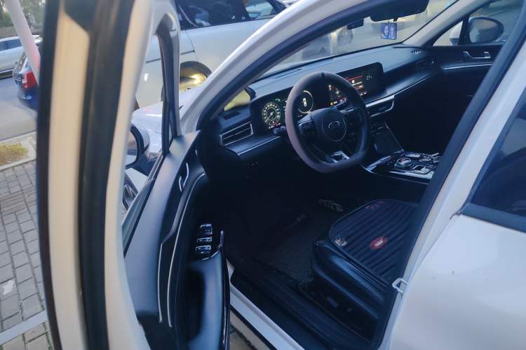 Used Kia K5 2020 270T CVVD Luxury Tech Edition