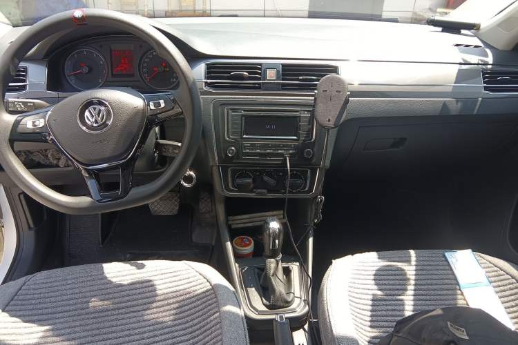 Used Volkswagen Santana 2016 1.6L Automatic Comfort Edition