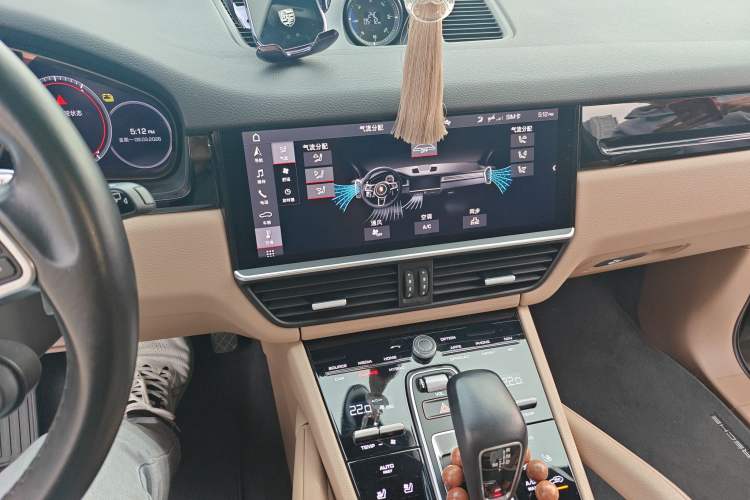 Used Porsche Cayenne E-Hybrid 2021 Cayenne E-Hybrid 2.0T
