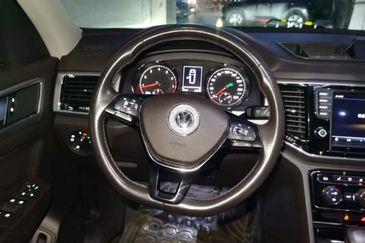 Used Volkswagen Teramont 2017 380TSI Four-Wheel Drive Luxury Edition Steering Wheel
