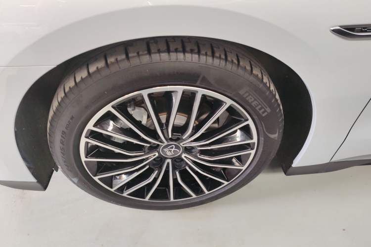 Used BYD Han 2024 DM-i Glory Edition 121KM Prestige Model
