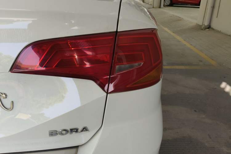 Used Volkswagen Bora 2017 1.6L Manual Comfort Model
