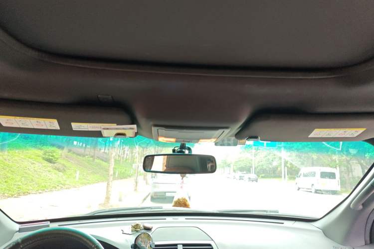 Used Ford Explorer 2013 3.5L Deluxe Model
