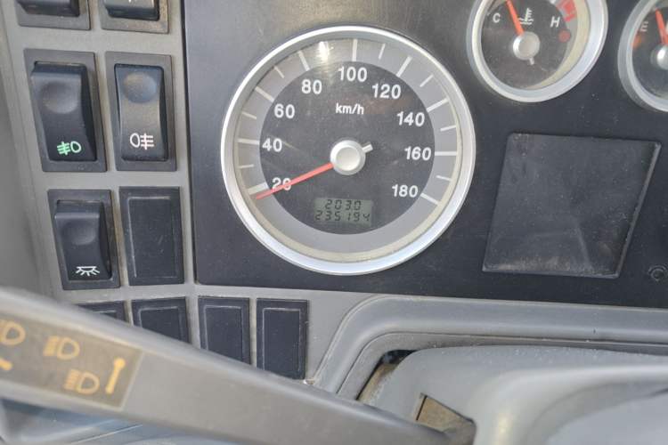 Used Iveco Daily 2014 2.5T-A35 NJ6484ACM47Z4
