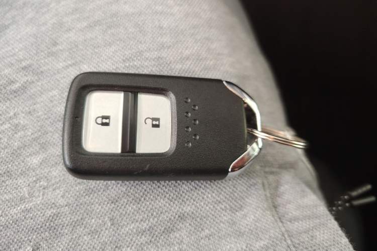 Used Honda Jade 2014 1.8L Automatic Comfort Elite Version 5 Seats
