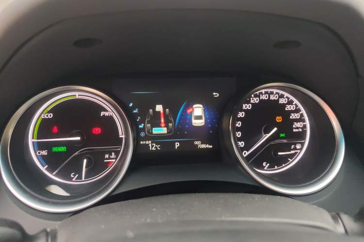 Used Toyota Camry 2018 Dual-Engine 2.5 HG Luxury Edition