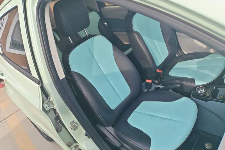 Used CHANGAN Benni E-Star 2021 National Edition Colorful Version Lithium Iron Phosphate (31.86 kWh)