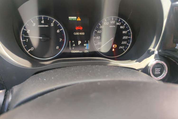 Used Mitsubishi Outlander 2014 2.4L 4x4 Deluxe Value Edition 5 Seats
