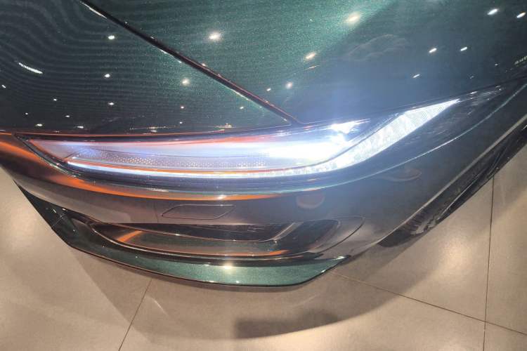 Used Jaguar F-TYPE 2021 P380 All-Wheel-Drive V6 Track Legend Edition Left Front Headlight