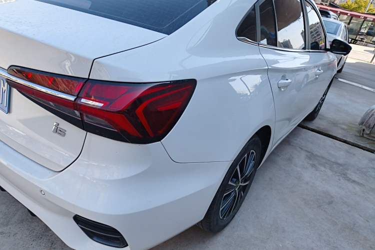 Used Roewe i5 2021 1.5L CVT Assurance Edition
