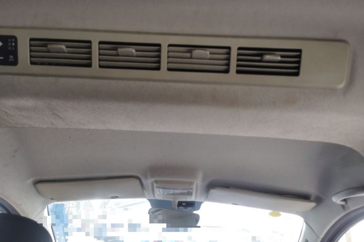 Used Jinbei Gold Hiace 2021 1.5L Passenger Van Travel Lion 7-Seater
