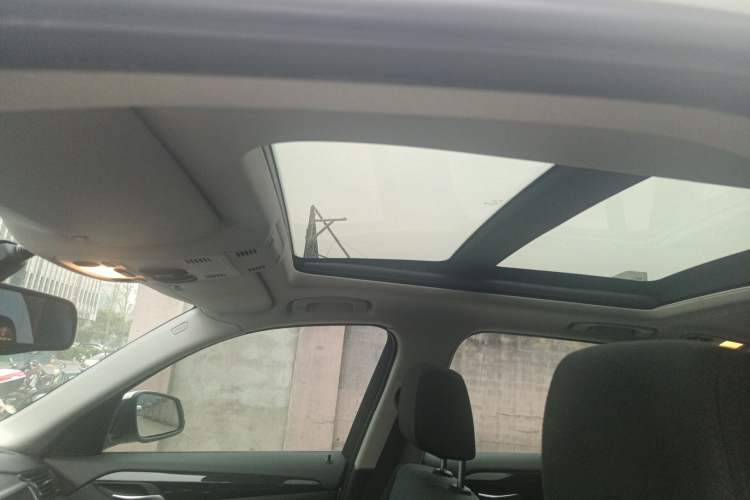 Used BMW X1 2014 sDrive18i Fashion Model Headliner