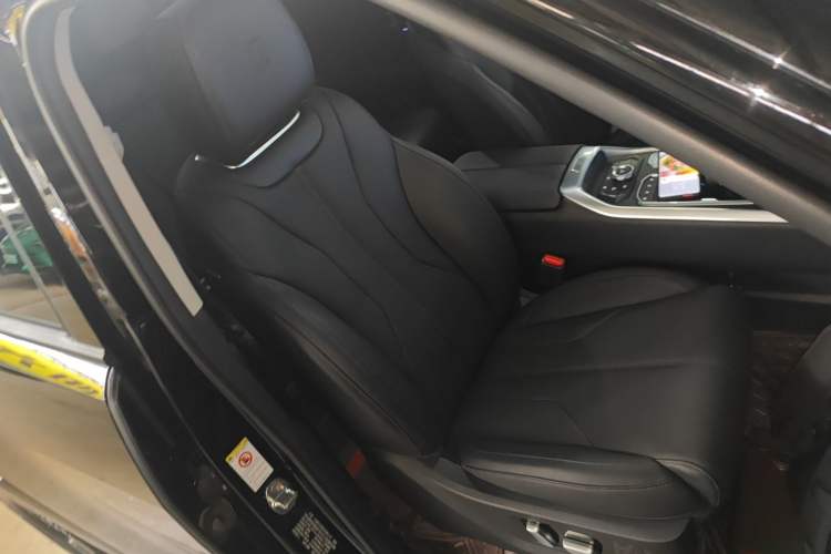 Used Tank 400 New Energy 2023 Hi4-T Super Edition Right Front Seat