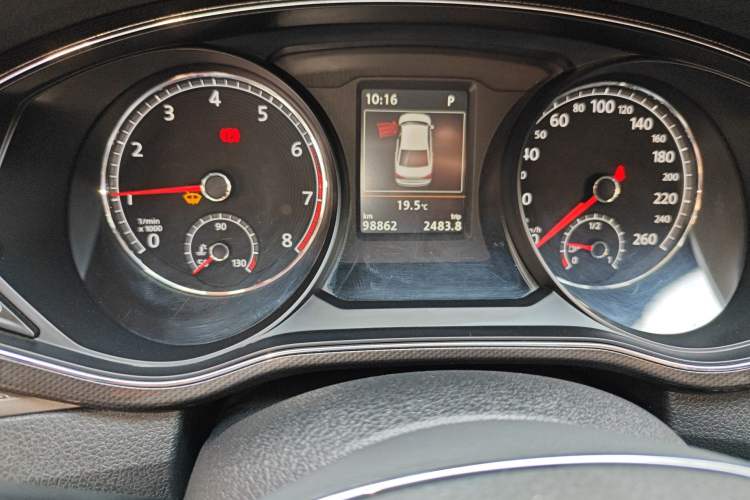 Used Volkswagen Passat 2016 330TSI DSG Prestige Edition Odometer Close Up