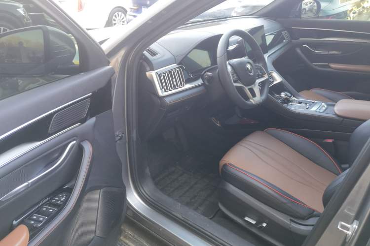 Used BYD Song PLUS 2020 1.5T Automatic Luxury Version Driver Seat