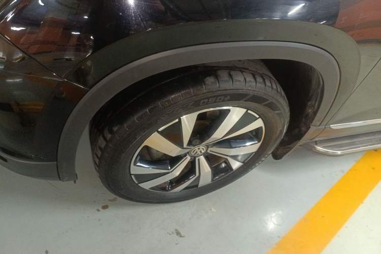 Used Volkswagen Tayron 2020 280TSI Two-Wheel Drive Luxury Connect Edition