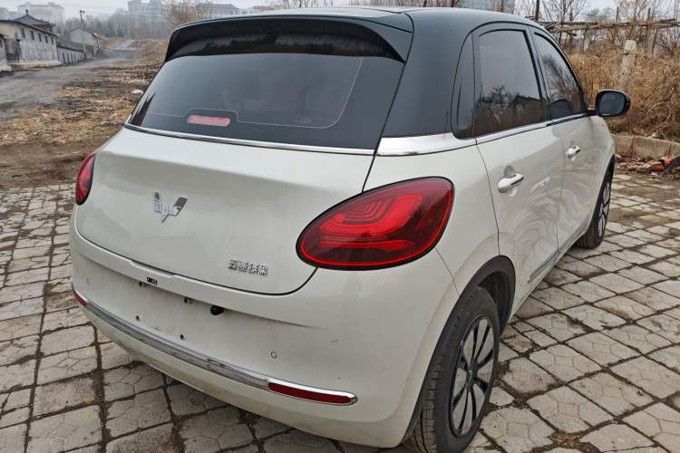 Used Wuling Bingo 2023 333 km Lingxi Connected+ Version