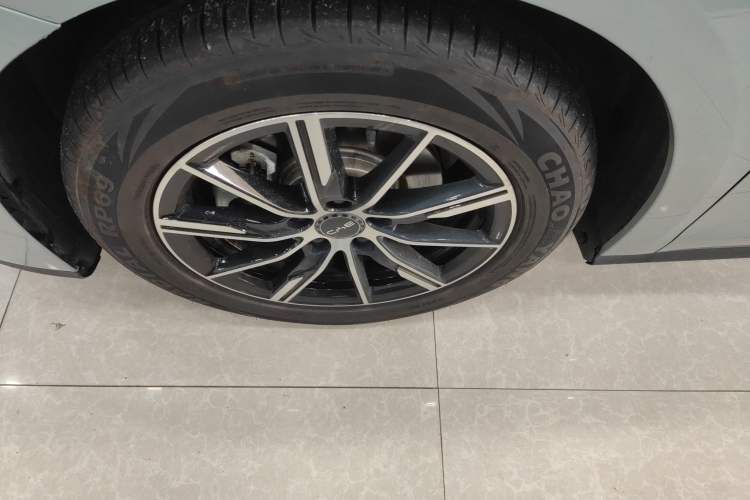 Used BYD Seal 06 New Energy 2024 DM-i 120KM Prestige Model Exterior 3