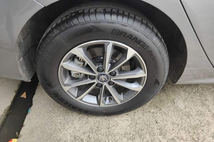 Used BYD Qin PLUS 2024 HONOR Edition DM-i 55KM Leading Model Exterior 5