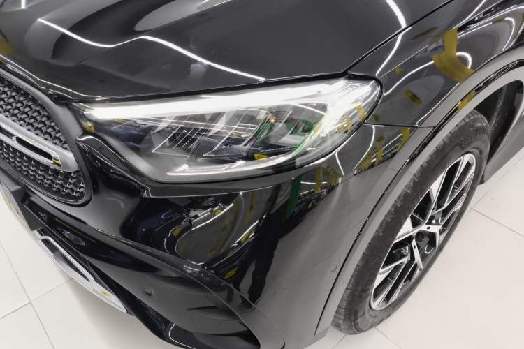 Used Mercedes-Benz GLC 2023 GLC 260 L 4MATIC Luxury Model 5 Seats Left Front Headlight