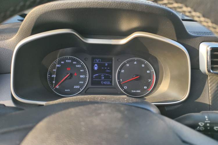 Used MG ZS 2018 1.5L Manual Elite Edition China V standard
