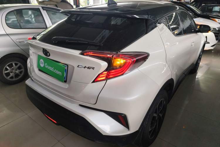 Used Toyota C-HR 2020 2.0L Luxury Edition
