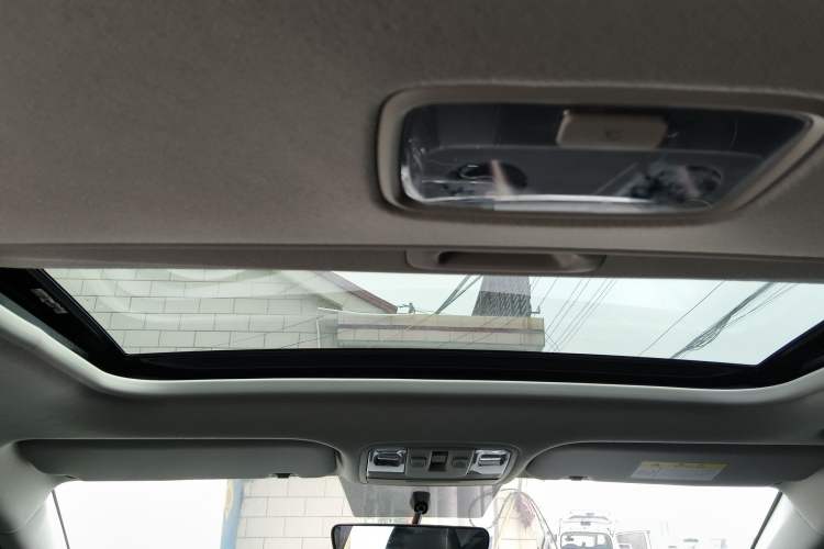 Used Kia K3 2024 1.5L CVT Comfort Plus Edition Headliner